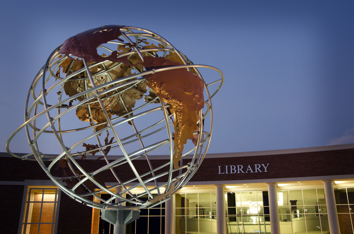 Exterior photo of the Plano Campus library